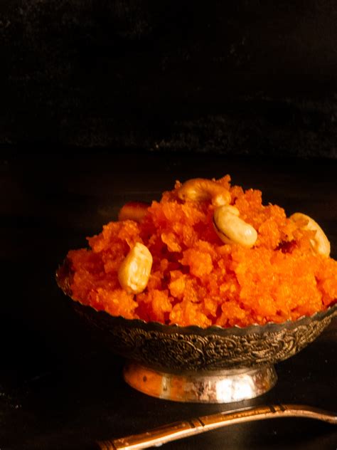 Halwa varieties Archives - Veenas Vegnation