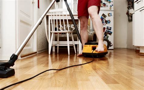 How to Clean Wood Floors Naturally - Homeaholic.net