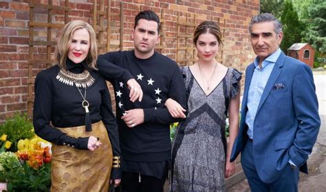 Where to Watch Schitt’s Creek & Shows Like It | What to Stream on Hulu | Guides