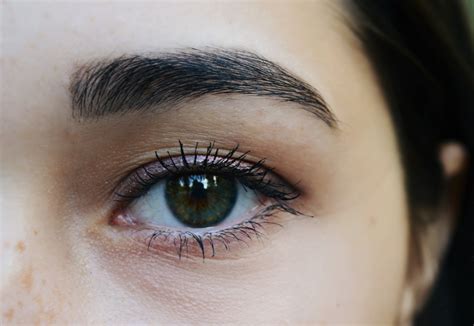 Top 5 Tips to Getting Perfect Brows - Latina