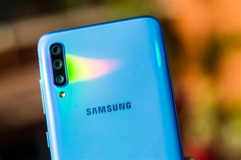 Samsung Galaxy A70 Review With Pros and Cons - Smartprix