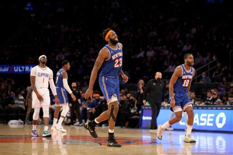 Knicks Mitchell Robinson Speaks on Injury Sustained Against LA Clippers ...