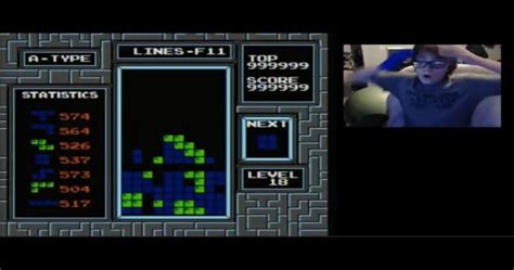 13-Year-Old Beats Iconic NES Tetris "Kill Screen"