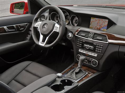 2012 Mercedes-Benz C350 - Interior | Caricos