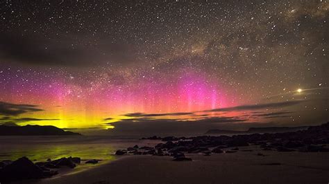 Southern Lights In New Zealand In Beautiful Pictures