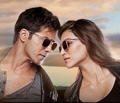 Varun Dhawan and Kriti Sanon in Dilwale Movie Poster