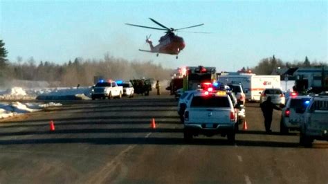 Hockey world mourns victims of Humboldt Broncos bus crash