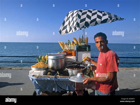 Street food vendor, The Corniche, Beirut, Lebanon Stock Photo - Alamy