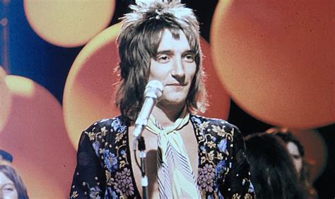 10 Best Rod Stewart Songs of All Time - Singersroom.com