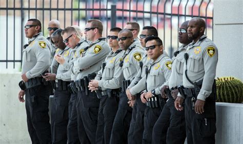 Las Vegas police officer sues Metro, union over alleged First Amendment ...