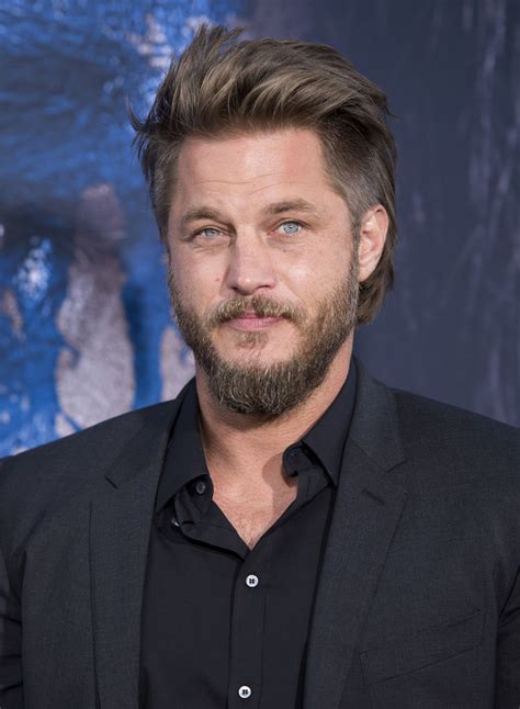 Travis Fimmel Photos Photos - Premiere Of Universal Pictures' 'Warcraft ...