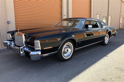 1975 LINCOLN CONTINENTAL MARK IV - Front 3/4 - 222864