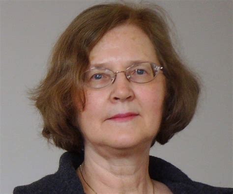 Elizabeth Blackburn Biography - Childhood, Life Achievements & Timeline