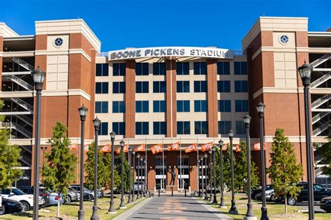 Boone Pickens Stadium Food - OSU Cowboys Food | TSR