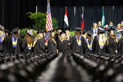 Commencement 2015 | SNHU