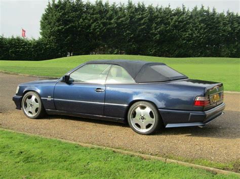 Mercedes w124 Convertible - UK Barn Finds