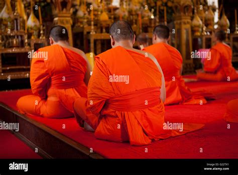 Thai Buddhist Monks Stock Photo - Alamy