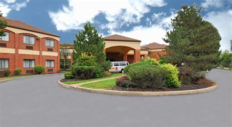 Comfort Suites Buffalo Airport Cheektowaga This hotel is ideally situated only minutes from ...