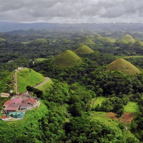 The Magnificent Chocolate Hills of Bohol in the Philippines – Unusual Places