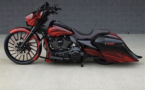 Pin by Joe Gaskin on Harley-Davidson in 2021 | Custom paint motorcycle, Custom motorcycles ...