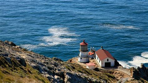 21 Pretty Lighthouses In California You Should Visit At Least Once