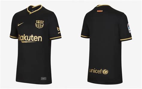 The Nike away kit of the Barcelona 2020/2021