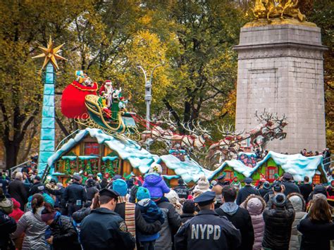 Christmas Parade NYC: The Ultimate 2023 Day Event Guide