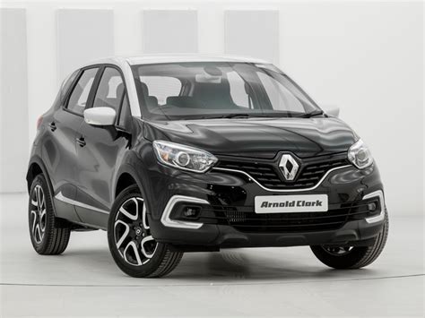 Brand New 19 Plate Renault Captur 0.9 TCE 90 Play 5dr | Arnold Clark