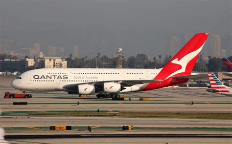 B M B Photography: Qantas cuts more flight and ground A380's