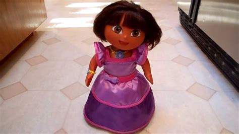 DRESS & DANCE DORA DOLL - YouTube