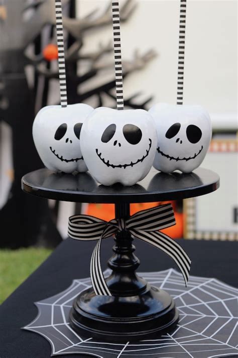 The Nightmare Before Christmas Party ideas - LAURA'S little PARTY