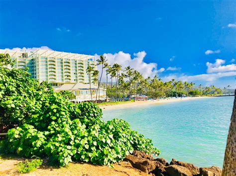 Kahala Beach holiday accommodation: hotels & more | Stayz