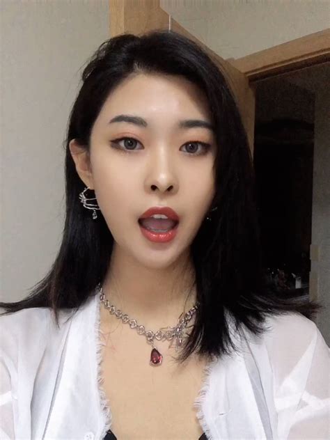 美女口腔深入 #아헤가오 #ahegao #アヘ顔 #阿嘿颜 ＃阿黑颜 ＃反差 #反差婊 #高潮脸 ＃盯射 #口腔 #口腔视频 #舌头 #美女 ...