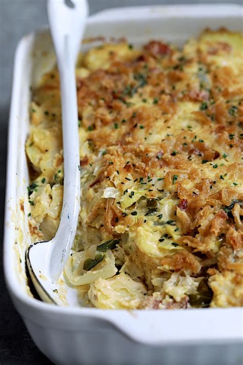 Country-Style Potato Cabbage Casserole with Cheddar and Bacon