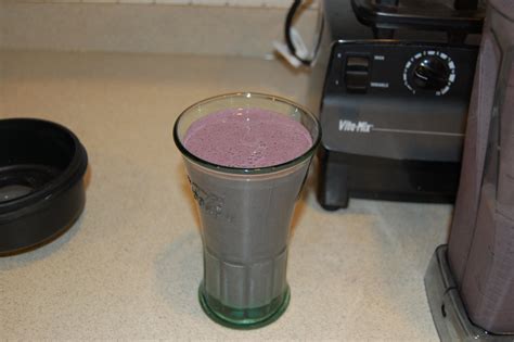 Chocolate/Blueberry Smoothie : 3 Steps - Instructables