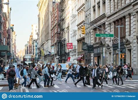 Busy Crowds of People Crossing New York City Street Editorial Stock Photo - Image of ...