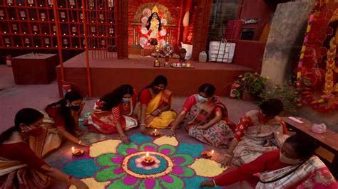 Bengal celebrates Kali puja, Diwali sans fireworks - The Hindu