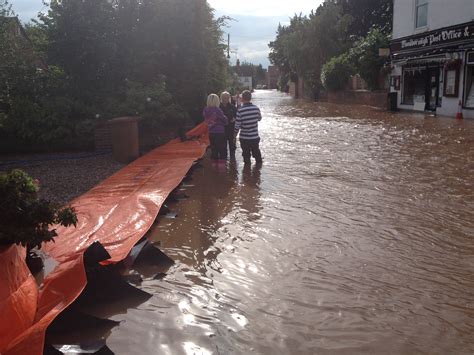 Flood Barriers | Residential & Commercial - Flood Protection Solutions