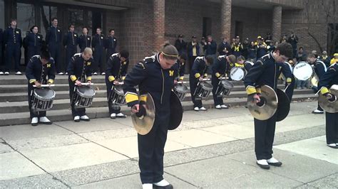 Michigan Marching Band Drumline (11-26-11) - YouTube