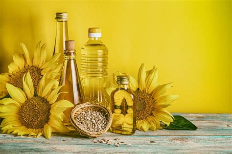 Sunflower Oil - Is It Good For You? - HealthifyMe