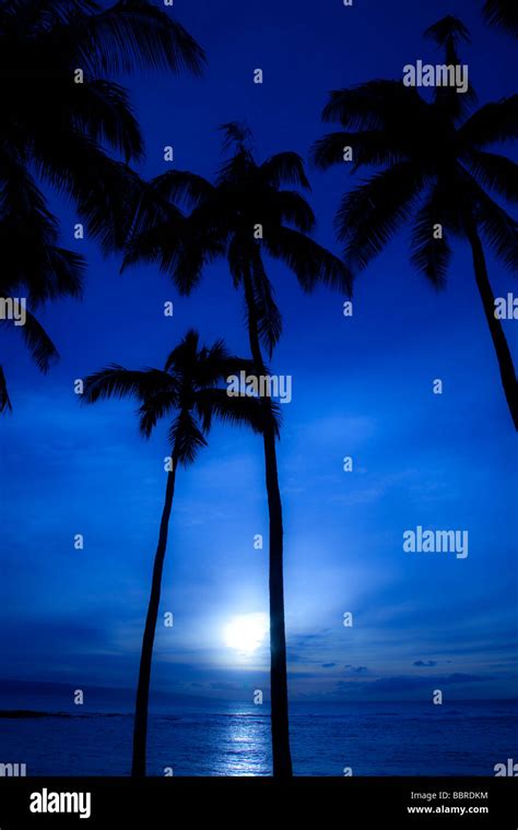 Sunset Kapalua Beach Maui Hawaii Stock Photo - Alamy