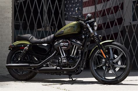 HARLEY-DAVIDSON Iron 883 (2015-2016) Specs, Performance & Photos ...