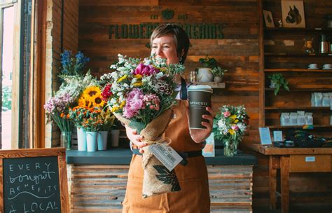 Flower Delivery in Minneapolis, MN :: Flowers for Dreams