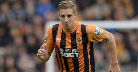 Hull's injury problems DEEPEN with Michael Dawson to miss Christmas ...