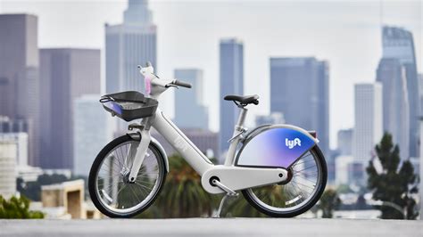 Lyft redesigns its electric bicycle with built-in screen and speakers ...