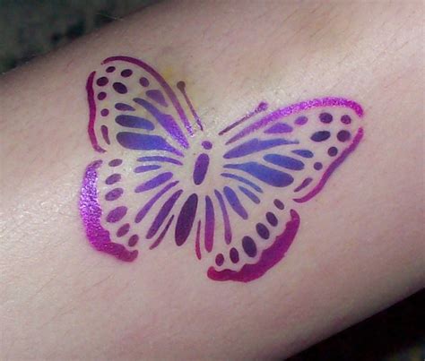 Gallery Airbrush: Airbrush Tattoo In Purple Butterfly Theme On Hands