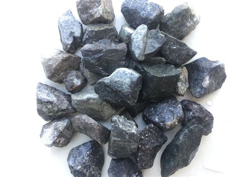 Stone Chips | Landscaping Stones - Stone chips Black Granite