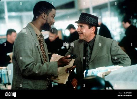 CHRIS ROCK & JOE PESCI LETHAL WEAPON 4 (1998 Stock Photo, Royalty Free ...