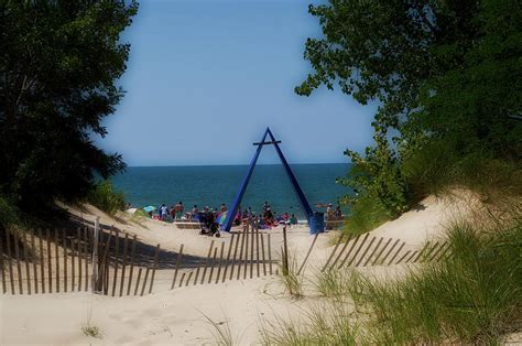 Silver Beach St Joseph Michigan Photograph by Thomas Woolworth - Pixels