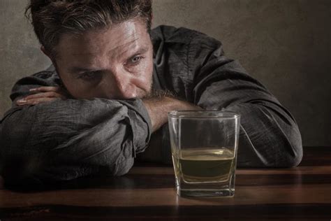 How to Beat Alcohol Addiction | Alcohol Addiction Therapy FL